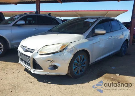 2012 Ford Focus Se из США, поврежденный, VIN 1FAHP3F2XCL325014